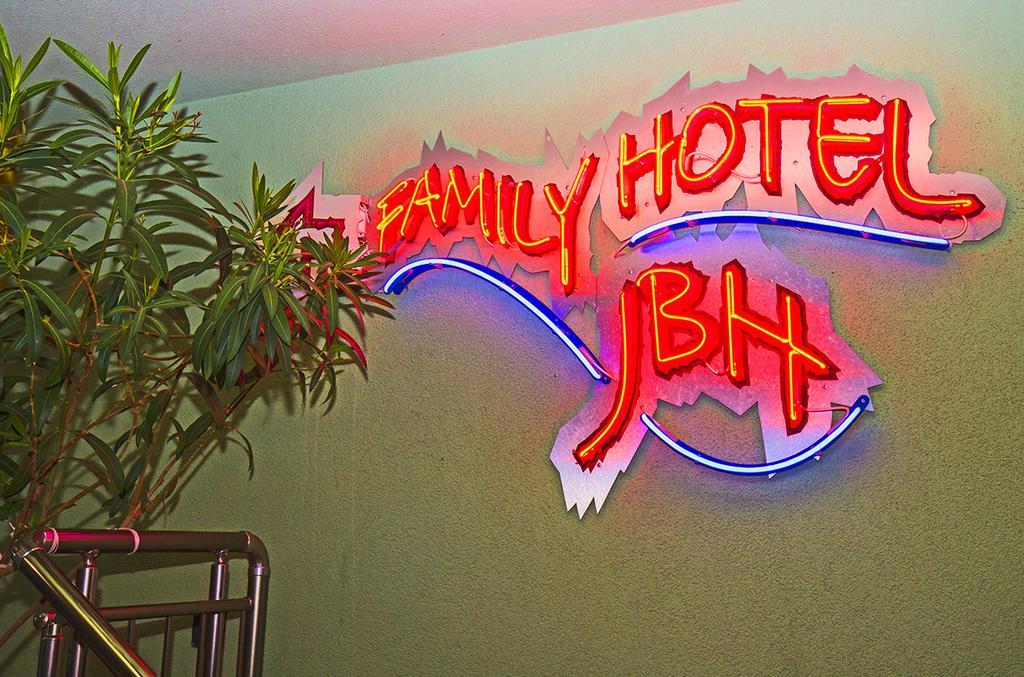 Jbh Hotel Szveti Vlasz Kültér fotó